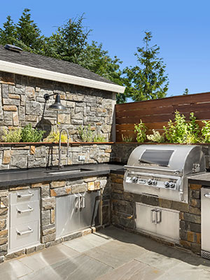 Service Outdoor Kitchens