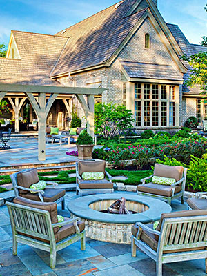 Outdoor Fire Pits & Fireplaces in Blue Ash OH